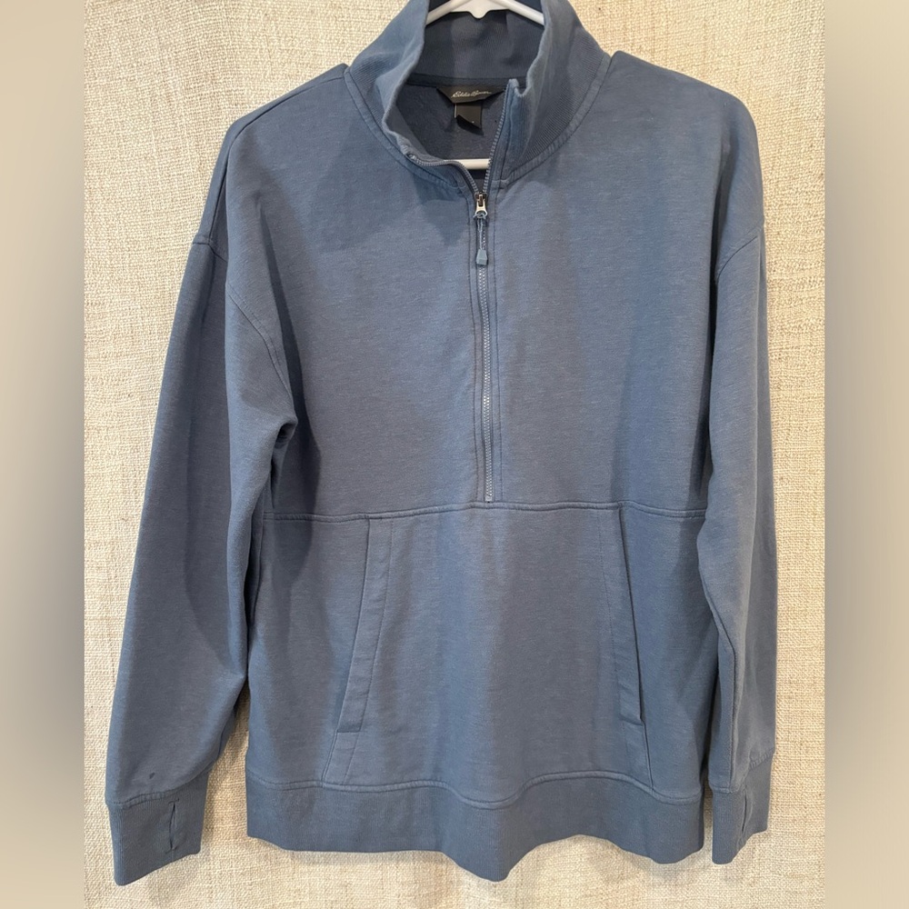 Soft blue Eddie Bauer baggy sweat shirt with big front pouch pocket